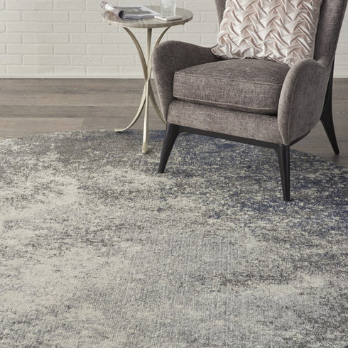 8' X 10' Gray And Ivory Abstract Area Rug