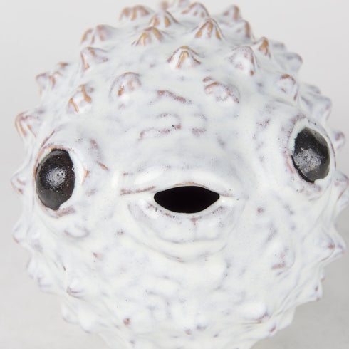 6" White Metal Tabletop Sculpture