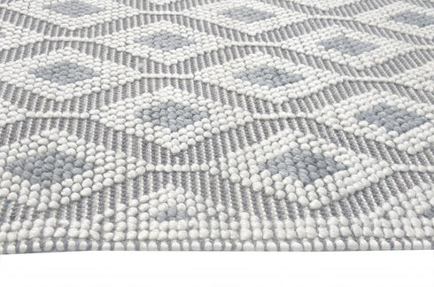8' X 11' Gray and Ivory Geometric Handmade Area Rug
