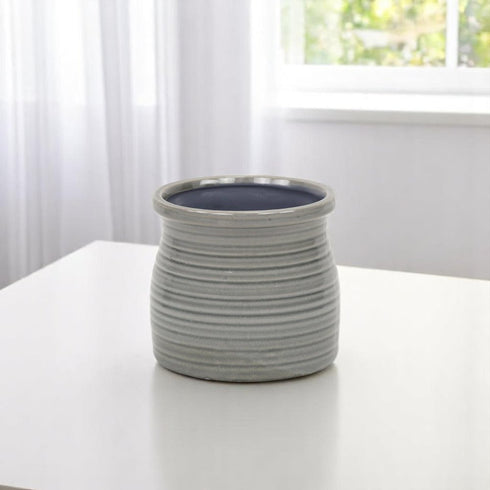 Gray Ceramic 51 Ounce Striped Round Distressed Pot Planter