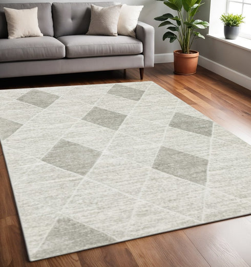 8' X 11' Gray And Ivory Geometric Area Rug