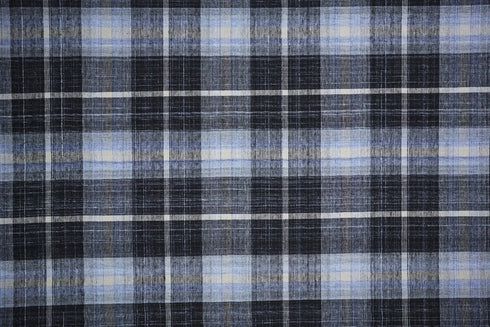 8' X 10' Black Blue And White Abstract Hand Woven Stain Resistant Area Rug
