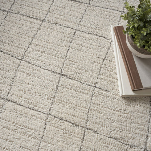 8' X 10' Gray And Ivory Abstract Area Rug