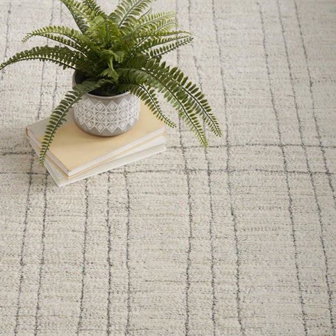8' X 10' Gray And Ivory Abstract Area Rug