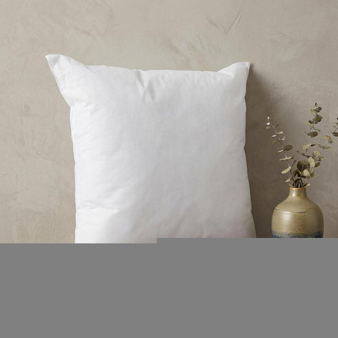 22" White Throw Pillow Insert