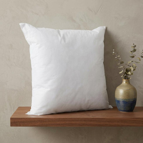 22" White Throw Pillow Insert