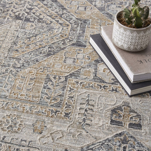 8' X 10' Ivory And Charcoal Medallion Distressed Area Rug With Fringe