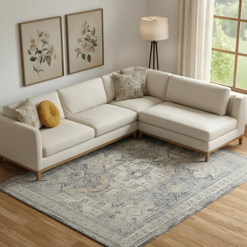 8' X 10' Ivory And Charcoal Medallion Distressed Area Rug With Fringe