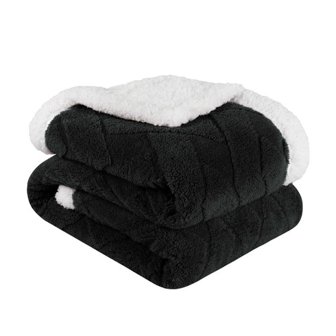 King Black Fleece Knitted Plush Blanket