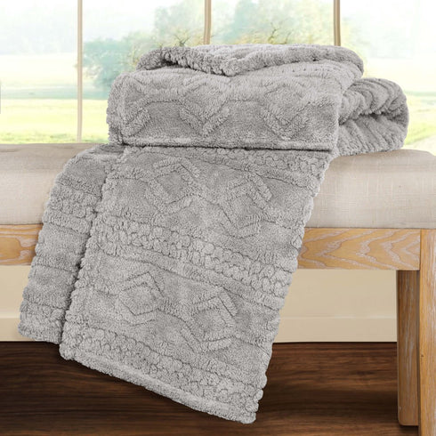 Queen Platinum Fleece Knitted Plush Blanket