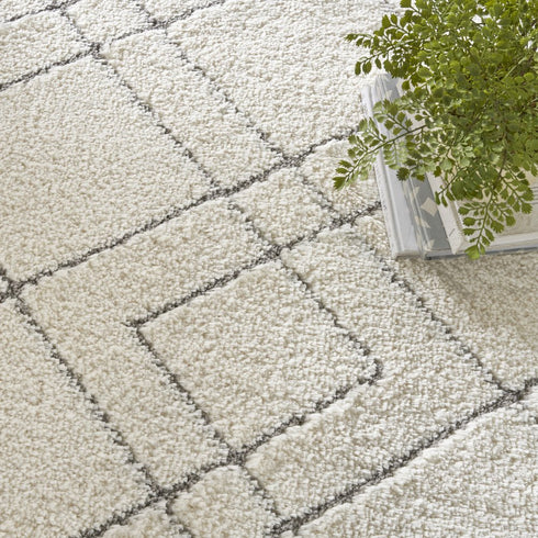 8' X 10' Ivory and Gray Geometric Shag Area Rug