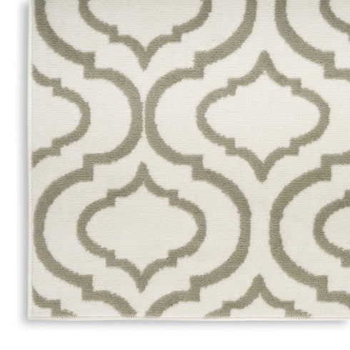 7' Ivory and Green Trellis Runner Rug