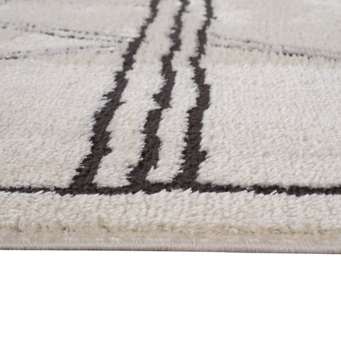 4' X 6' Ivory And Black Geometric Area Rug