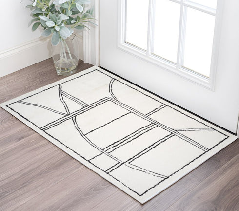4' X 6' Ivory And Black Geometric Area Rug