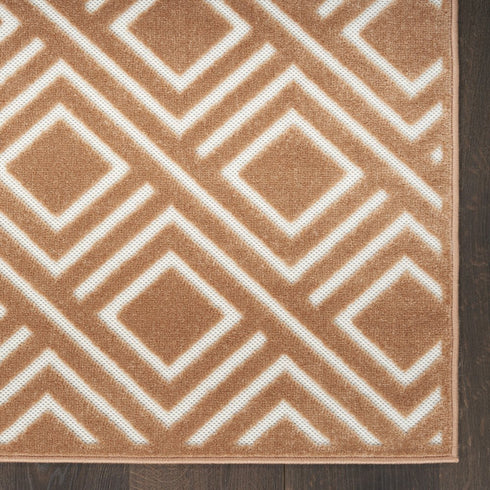6' Brown Geometric Runner Rug