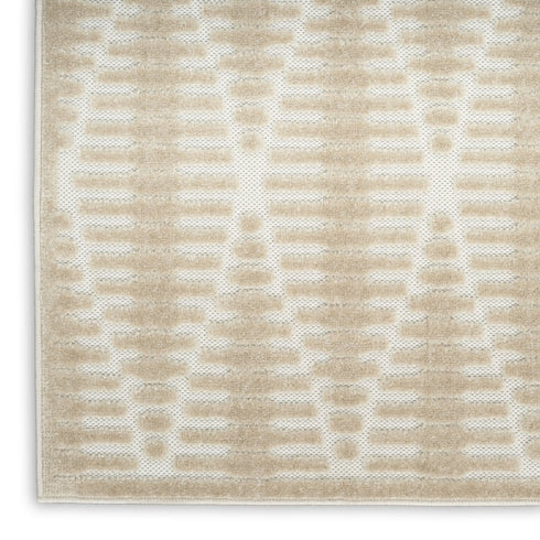 6' Beige Geometric Runner Rug