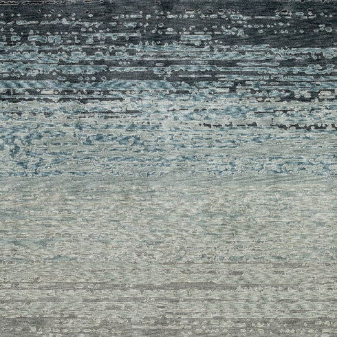 8' X 11' Blue And Beige Ombre Area Rug With Fringe