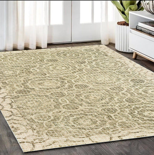 8' X 10' Green And Ivory Wool Geometric Hand Tufted Area Rug