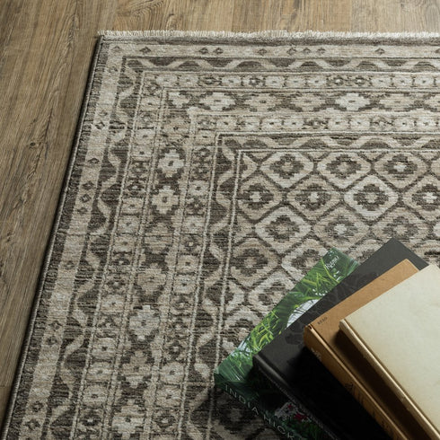 8' X 11' Gray And Beige Diamond Area Rug With Fringe