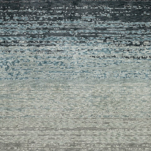 8' X 11' Blue And Beige Ombre Area Rug With Fringe