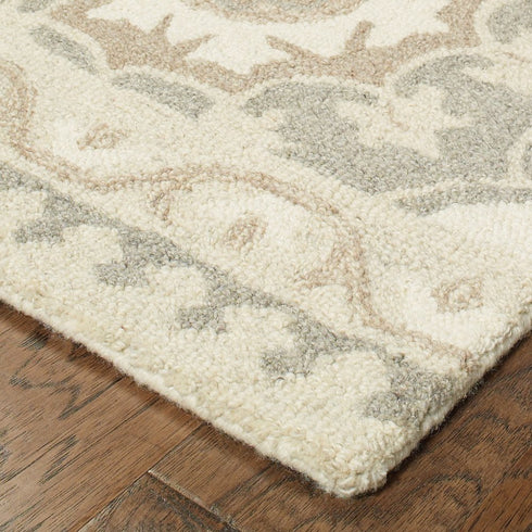 8' X 10' Gray And Sand Wool Floral Hand Tufted Area Rug