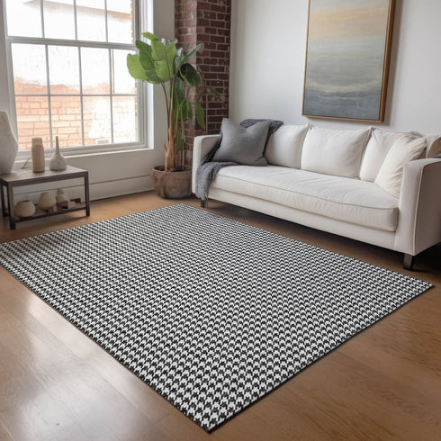 9' X 12' Black And White Houndstooth Washable Area Rug With UV Protection