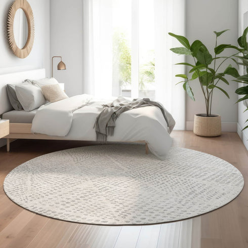 9' X 12' Silver And Ivory Diamond Washable Area Rug With UV Protection
