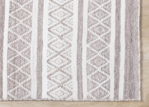 5' X 8' Cream Gray And Brown Geometric Hand Woven Area Rug