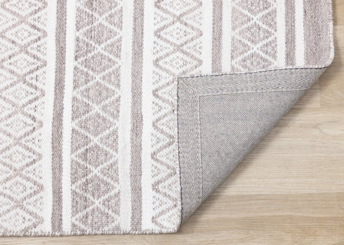 5' X 8' Cream Gray And Brown Geometric Hand Woven Area Rug