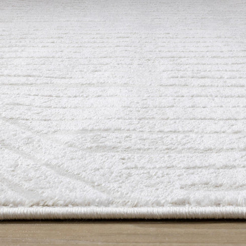 5' X 8' Cream And White Striped Area Rug