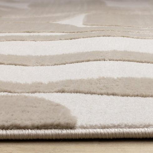 5' X 8' Cream And Beige Geometric Area Rug