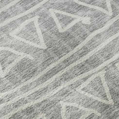 8' Gray And Silver Geometric Washable Round Rug With UV Protection