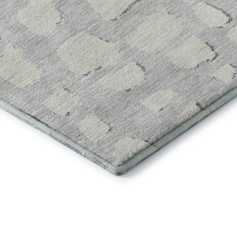 8' X 10' Silver And Ivory Cobblestone Washable Area Rug With UV Protection