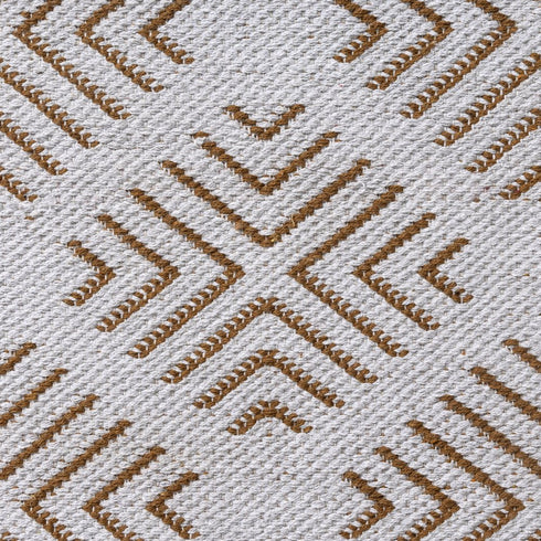 8' Tan And Ivory Diamond Hand Woven Runner Rug