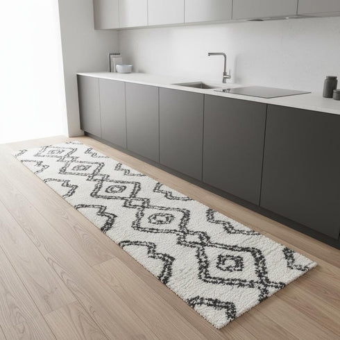 8' Trellis Runner Rug