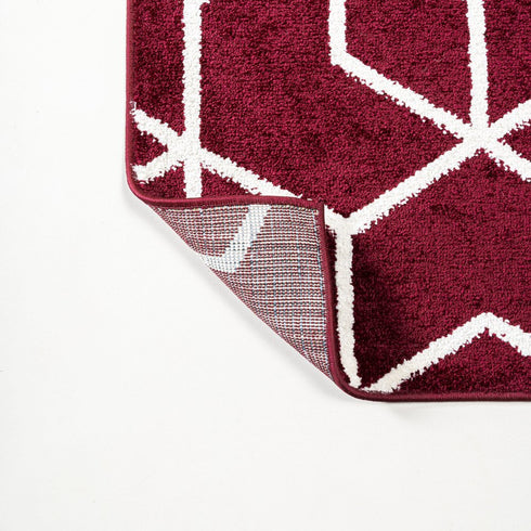 5' X 8' Diamond Area Rug