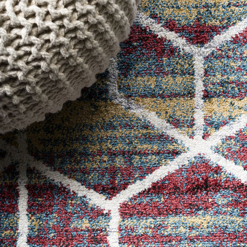 5' X 8' Diamond Area Rug
