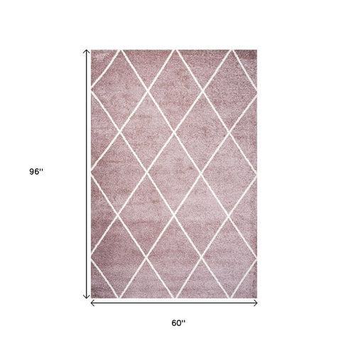 5' X 8' Diamond Area Rug