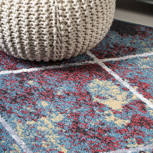 5' X 8' Diamond Area Rug