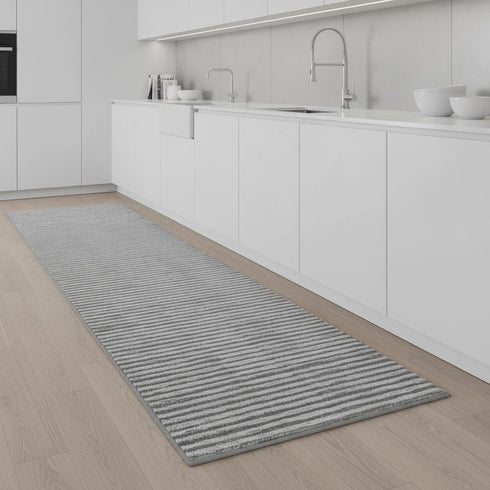 8' White Runner Rug With Fringe
