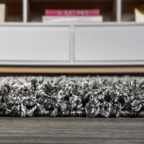 5' X 8' Charcoal Area Rug With Fringe