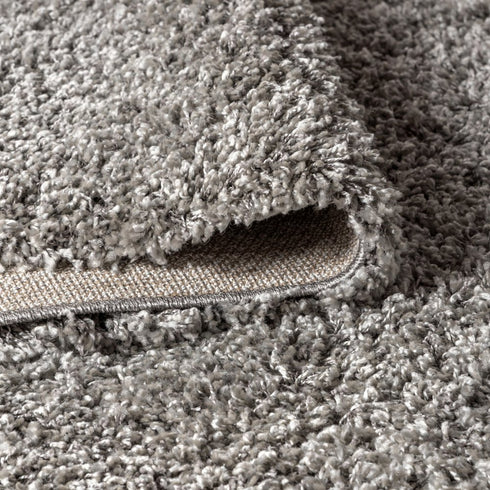 5' X 8' Gray Area Rug With Fringe