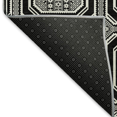 8' X 8' Black Ivory And Gray Geometric Washable Round Rug With UV Protection