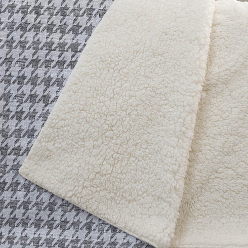 50" X 70" Gray And Light Gray Houndstooth Microfiber Plush Throw Blanket