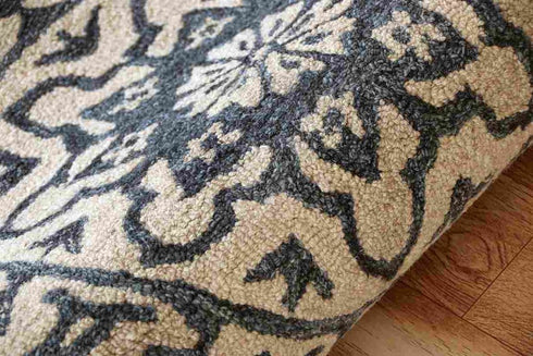 6' Blue And Ivory Wool Medallion Hand Tufted Round Rug