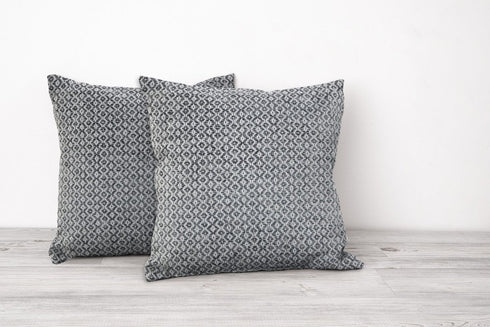Set of Four 18" Gray And White Geometric Cotton Throw Pillows
