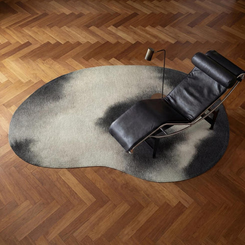 6' X 8' Black And White Abstract Washable Area Rug With UV Protection