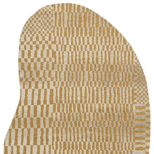 6' X 8' Tan And White Abstract Washable Area Rug With UV Protection