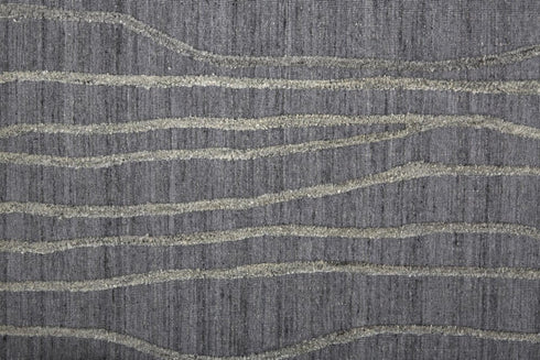 5' X 8' Gray And Silver Hand Woven Area Rug