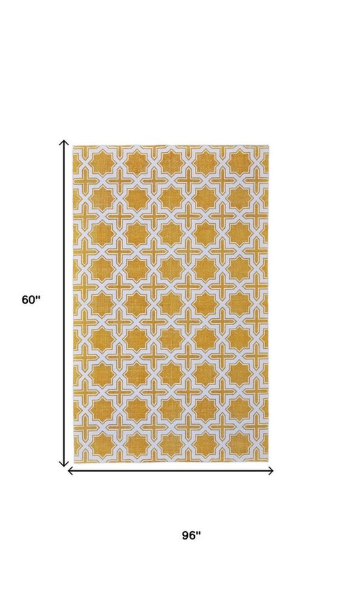 8' X 10' Yellow And White Geometric Hand Woven Area Rug